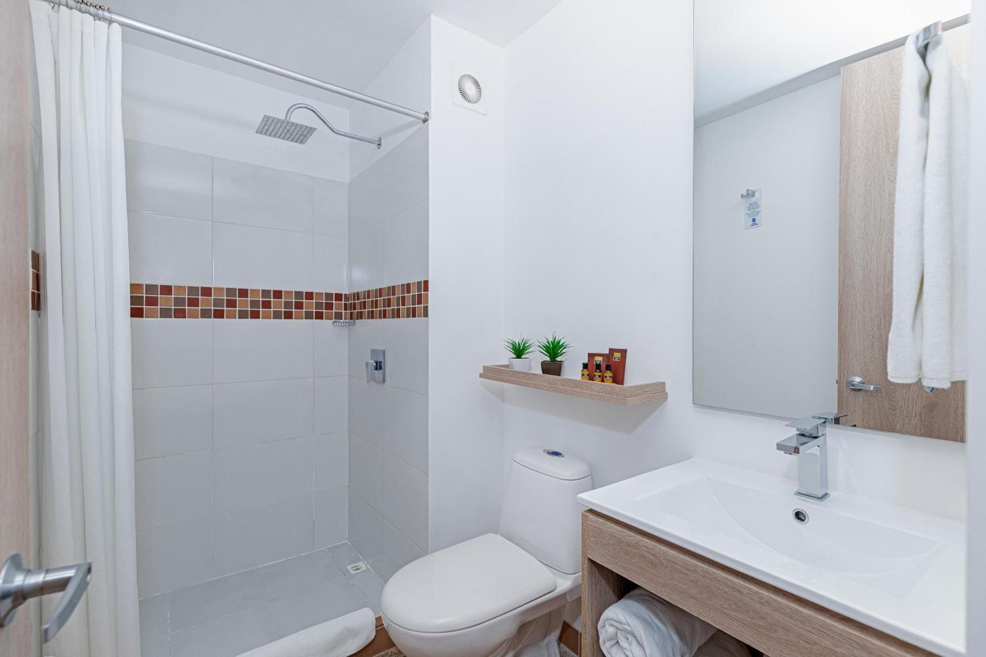 Best Western Puerto Gaitán Екстериор снимка