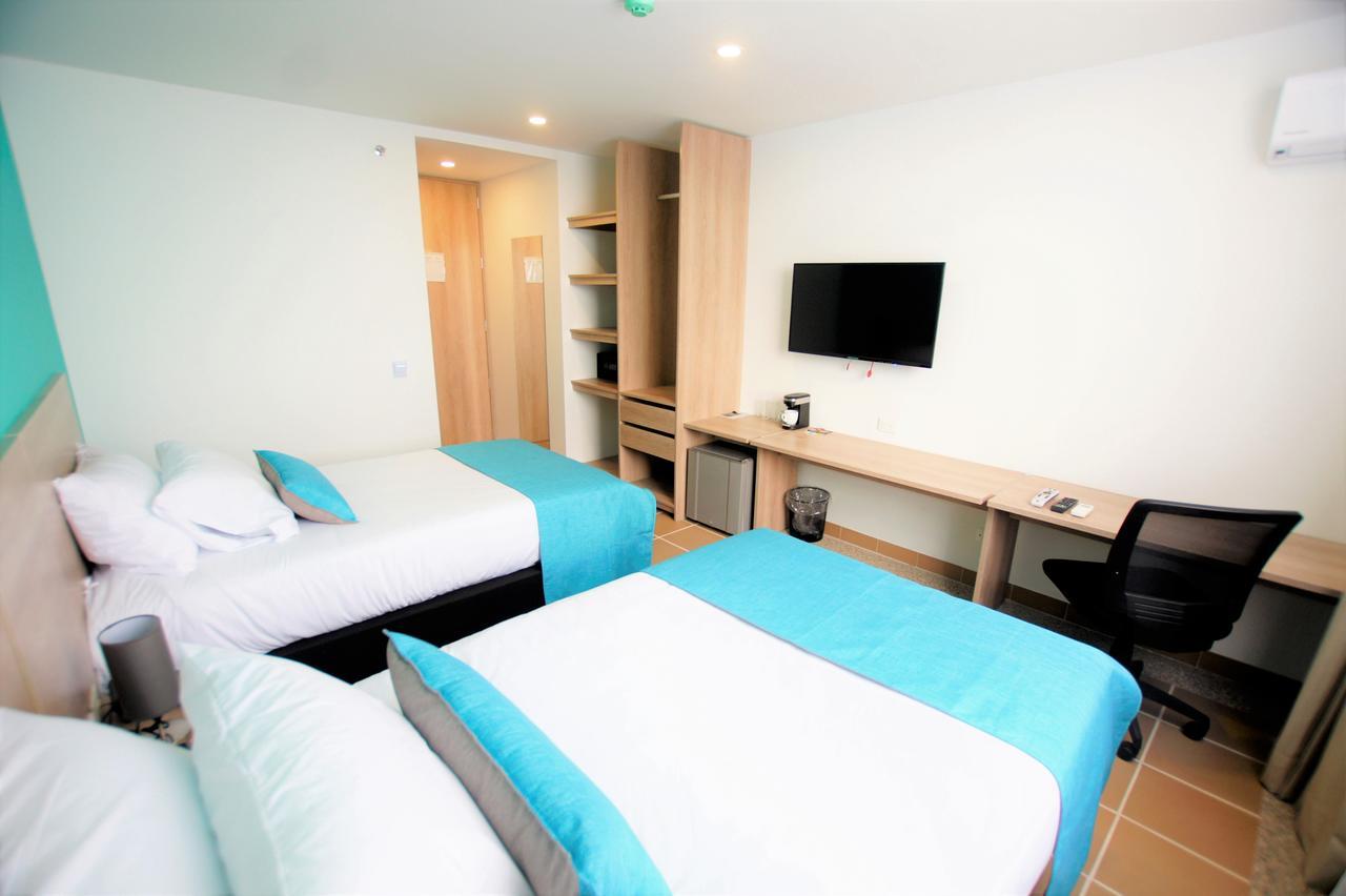 Best Western Puerto Gaitán Екстериор снимка